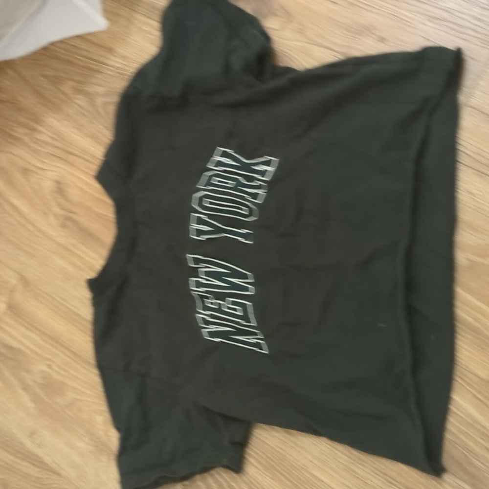 cropped brandy Melville green shirt